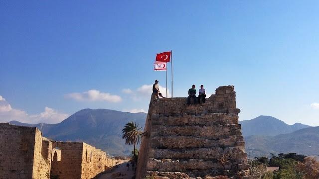 Kıbrıs ve Türk Bayrağı