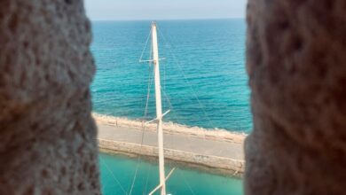 Girne denizkızı plajı