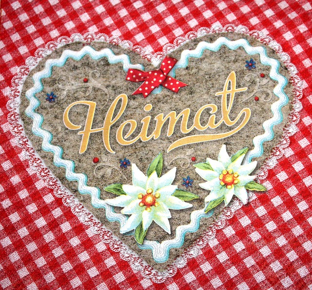 Kareli Kağıda Motif